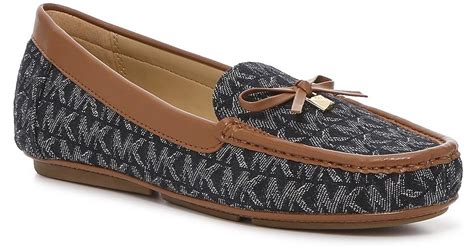 Michael Michael Kors Juliette Loafer 